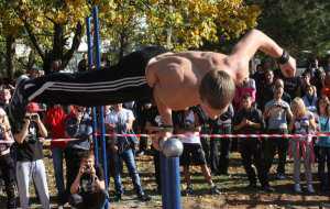 В Симферополе появилась самая большая спортплощадка в стиле Street Workout