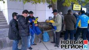 В Севастополе «голодоморный» митинг обернулся перепалкой тягнибоковцев и последователей Яценюка