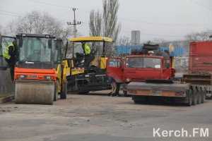 Дорогу на Солнечном в Керчи снова ремонтируют