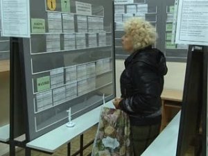 В преддверии четвертой Всекрымской ярмарки вакансий в городском центре занятости увеличивается наплыв симферопольцев