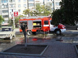 В Евпатории в ночное время сгорел овощной рынок