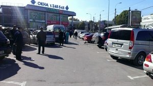 Барышня на Suzuki протаранила три иномарки и сбила человека