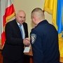 За оперативность и профессионализм крымских правоохранителей наградили премиями