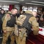 В Столице Крыма простились с крымскими правоохранителями, погибшими во время массовых беспорядков в Киеве