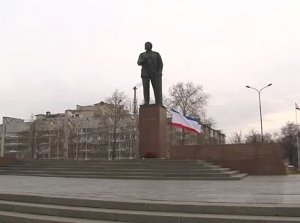 Площадь имени Ленина может остаться без главного символа