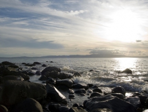 В Алупке в море нашли тело мужчины