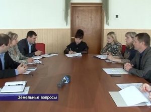 Вопросы погашения кредиторской задолженности и переоформления земельных участков обсудили в ходе круглого стола в Республиканском комитете по земельным ресурсам