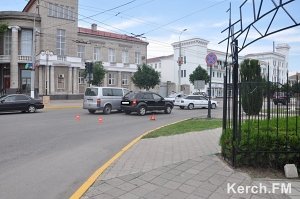 В Керчи под машину попала женщина