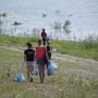 Симферопольская молодежь продолжает избавлять городское водохранилище от мусора