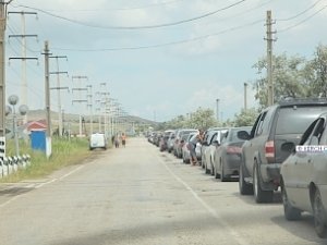 Пробку на переправе можно смотреть онлайн