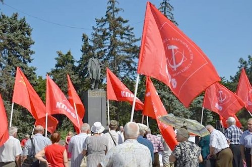 «Заскачет Киев и Львов зимой без газа, угля и дров». Коммунисты провели митинг в Ростове-на-Дону