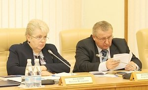 Президиум крымского парламента утвердил новые Правила аккредитации журналистов, работников средств массовой информации, информационных агентств в Государственном Совете Республики Крым