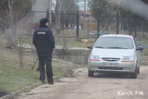 В Керчи бездомный зарезал мужчину