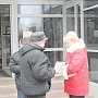 Новгородские коммунисты провели одиночные пикеты, приуроченные к наступающему 23-му февраля