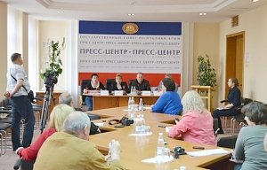 В крымском парламенте состоялась презентация книги «Лагерь смерти» о фашистском концлагере на территории бывшего совхоза «Красный»