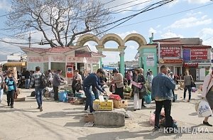 До конца лета шалманов на Центральном рынке Симферополя не будет, – гарантирует Аксенов