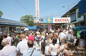 В «Крымавтотрансе» очереди на автостанциях объяснили устаревшими компьютерами