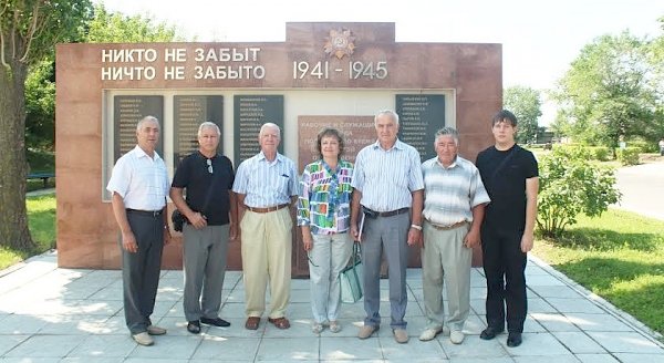 Саратовская область. Ольга Алимова посетила музей авиабазы Дальней авиации в Энгельсе