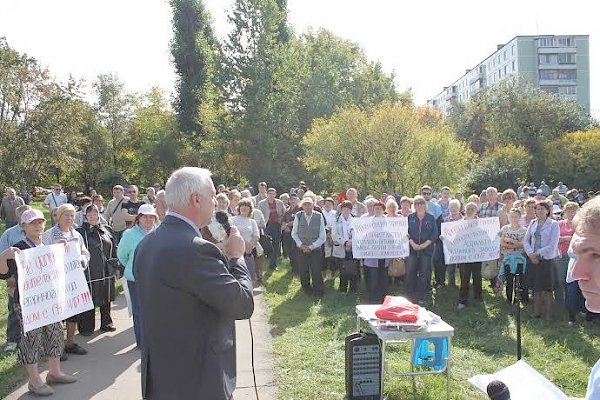 Жители столичного района Солнцево против незаконной стройки!