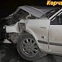 В Керчи столкнулись в лобовую Вольво и Мазда