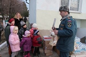 Академия гражданской защиты МЧС России оказала помощь крымским детям