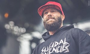 СБУ запретила лидеру Limp Bizkit въезжать на Украину