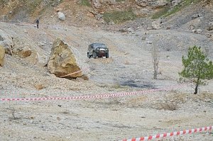 Автомобилисты Севастополя посвятили закрытие спортивного сезона Великой Победе