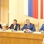 Крымским медикам к профессиональному празднику присуждено 25 премий Государственного Совета Республики Крым в сумме 38 тысяч рублей каждая