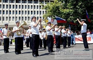 Торжественное открытие памятника «вежливым людям» прошло в Столице Крыма