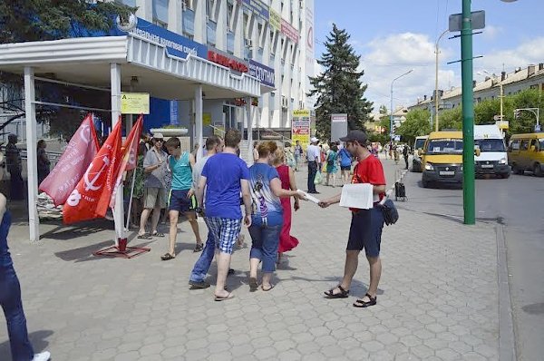 Волгоградская область. Новая серия пикетов за отмену "Социального кодекса" состоялась в городе Волжском