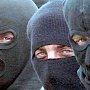 Керчь в оцеплении: люди в балаклавах «открыли стрельбу»