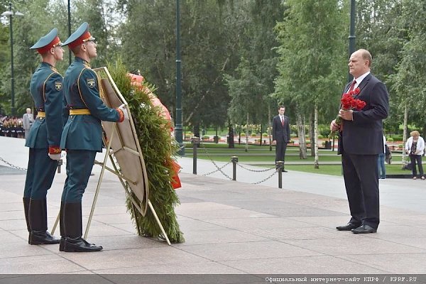 Г.А. Зюганов: Данный день символизирует мощь и величие Советской державы