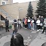 На митинг с требованиями достроить жильё вышли обманутые дольщики ЖК Спортивный квартал в Новой Москве