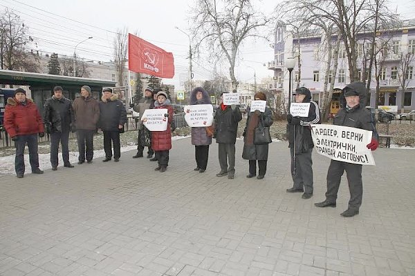 В Воронеже по инициативе "Единой России" отменены выборы мэра