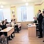 Севастопольские полицейские продолжают проводить работу, направленную на предупреждение преступлений и увеличение уровня правовых знаний горожан