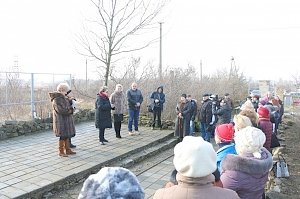 В Керчи отметили 180-летие со дня открытия Царского Кургана