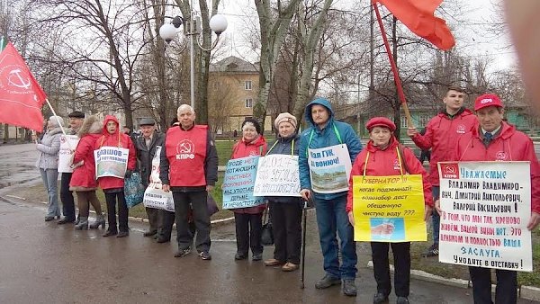 Саратовская область. В г.Балашове прошёл пикет с требованием отставки губернатора Радаева