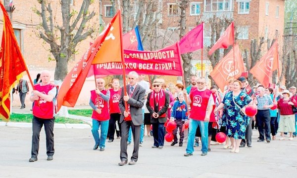 Первомайские шествия и митинги прошли во всех городах Тульской области