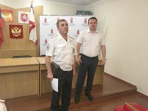 Полицейские спасли в Алуште утопающую, пока спасатели ходили за оборудованием