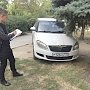 Почти 20 симферопольских автовладельцев заплатят штраф за парковку на газонах