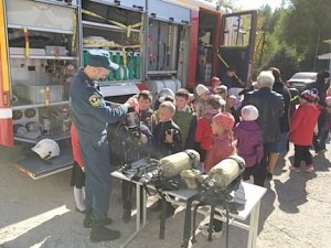 Экскурсия для школьников в пожарную часть