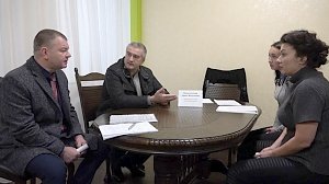 Аксёнов в Керчи поручил модернизировать больницы и улучшить условия в школах