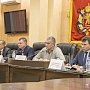 Почти 500 керчан пришли на приемы к представителям совета министров