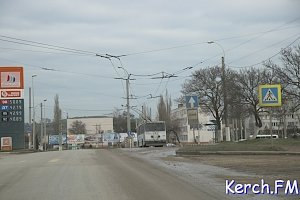 В Керчи не видно дорожных знаков из-за слоя грязи на них, — водители