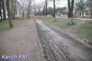 В Аршинцево продолжаются работы по замене магистрального водовода