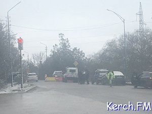 Выезд из Керчи на Чкалова перекрыли