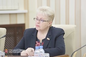 Первый вице-спикер крымского парламента Наталья Маленко приняла участие в заседании Совета министров РК