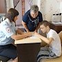 Сотрудники ОВМ Балаклавского района вручили паспорт подростку с ограниченными физическими возможностями