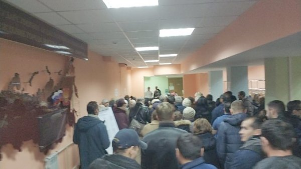 Московская власть жонглирует факелами в пороховом погребе, заявили в КПРФ