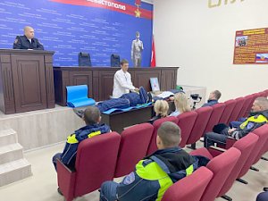 Госавтоинспекция Севастополя напоминает водителям алгоритм оказания первой помощи при ДТП